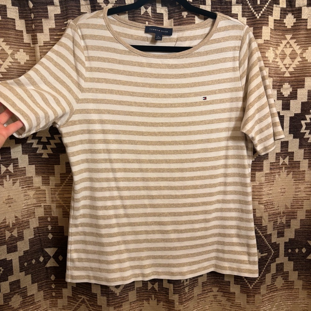Women’s Tommy Hilfiger Shirt Size XL - Picture 4 of 6